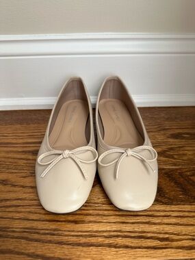Beige Ballet Flats with Bow - Women Shoes